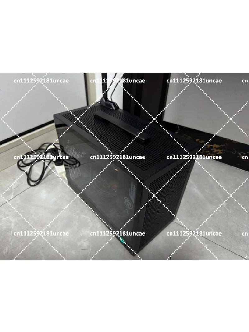Case Mesh Panel - Tragbares ITX-Computergehäuse mit Mesh-Frontpanel und Typ-C-Anschluss,